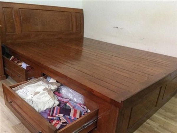 Giường có ngăn kéo ra vào 1m8 gỗ xoan