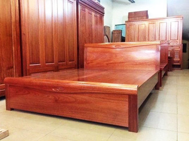 Giường ngủ xoan đào dát phản liền tấm